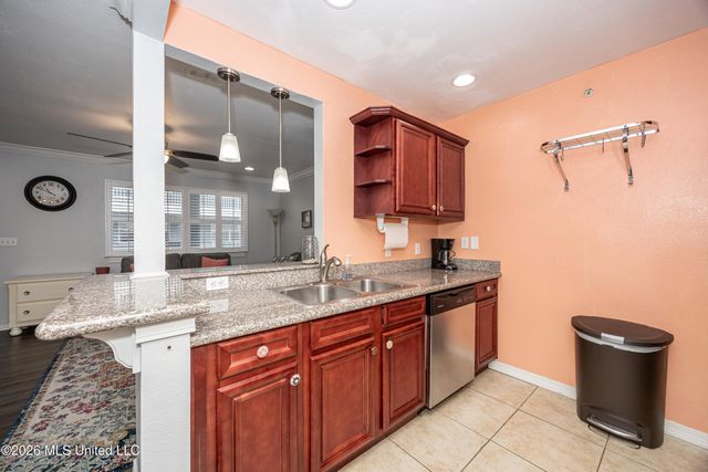 1282 Beach Boulevard, 116, Biloxi, MS 39530