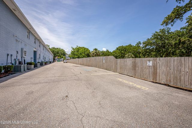 1282 Beach Boulevard, 116, Biloxi, MS 39530
