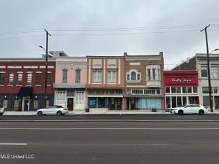 109 N State Street, 11, Jackson, MS 39201