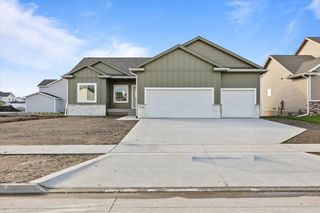 1104 Deer Ridge Drive NW, Bondurant, IA 50035