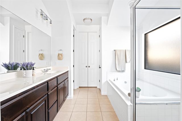 6820 Barstow CT, Austin, TX 78749