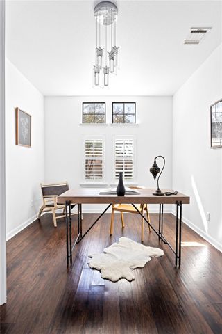 6820 Barstow CT, Austin, TX 78749