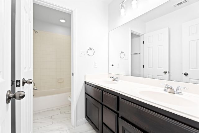 6820 Barstow CT, Austin, TX 78749