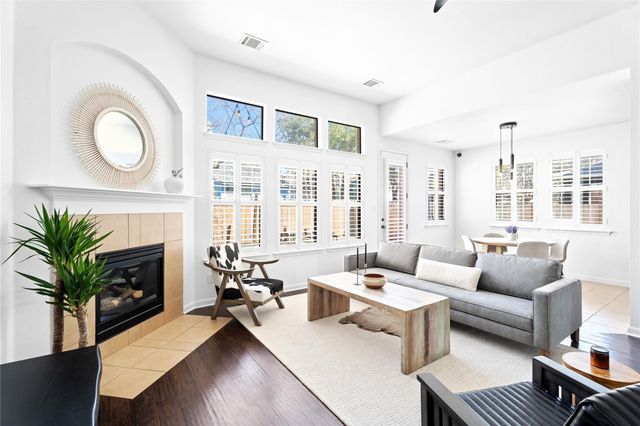 6820 Barstow CT, Austin, TX 78749