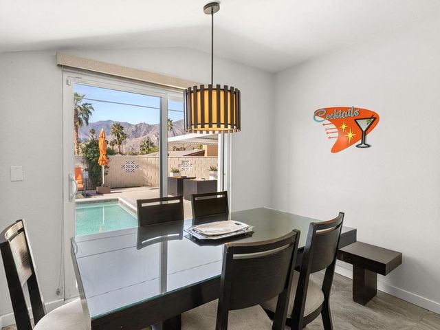 821 S Avenida Evelita, Palm Springs, CA 92264