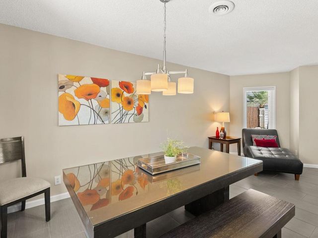 821 S Avenida Evelita, Palm Springs, CA 92264