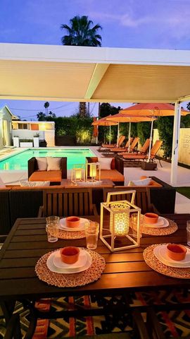 821 S Avenida Evelita, Palm Springs, CA 92264