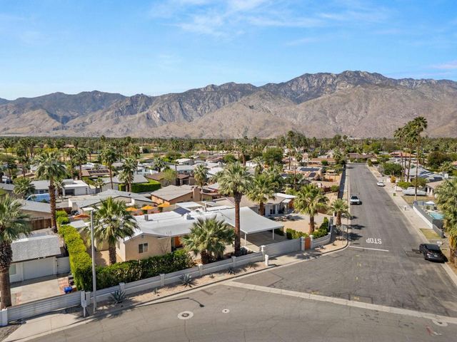 821 S Avenida Evelita, Palm Springs, CA 92264