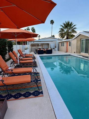 821 S Avenida Evelita, Palm Springs, CA 92264