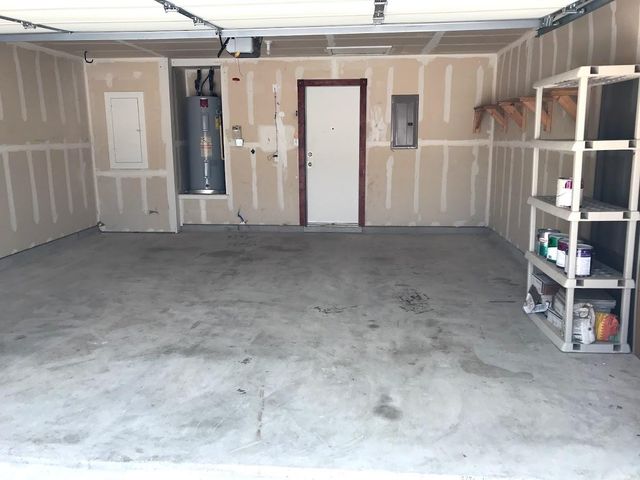 137 Grazing Horse LN, Manchaca, TX 78652