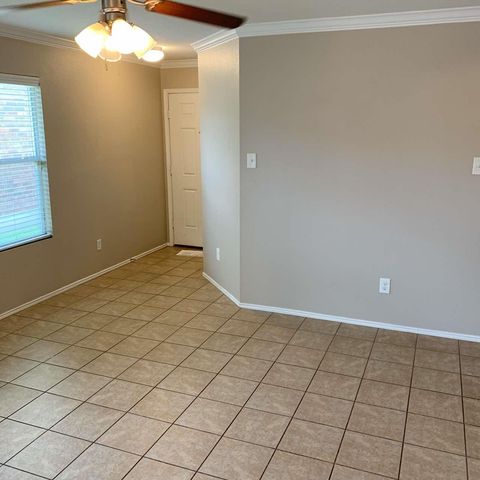 137 Grazing Horse LN, Manchaca, TX 78652