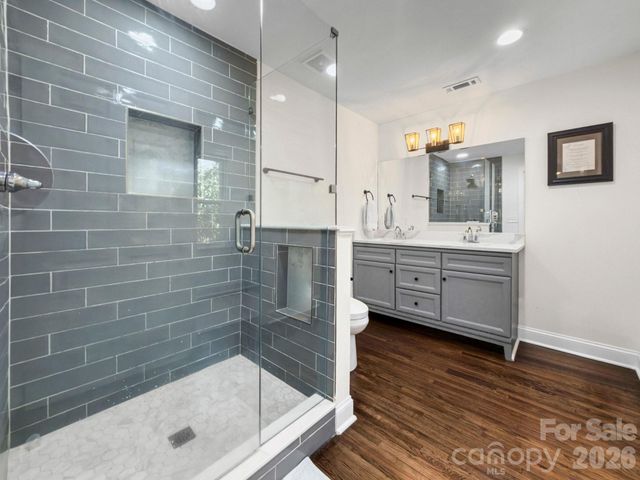 3136 Mathis Drive, Charlotte, NC 28208