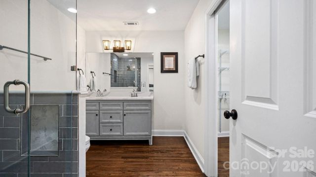 3136 Mathis Drive, Charlotte, NC 28208