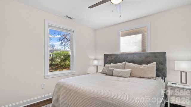 3136 Mathis Drive, Charlotte, NC 28208