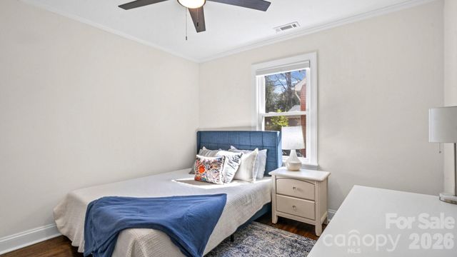 3136 Mathis Drive, Charlotte, NC 28208