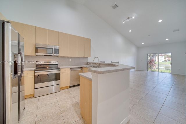 3365 NE 11th Dr 3365, Homestead, FL 33033