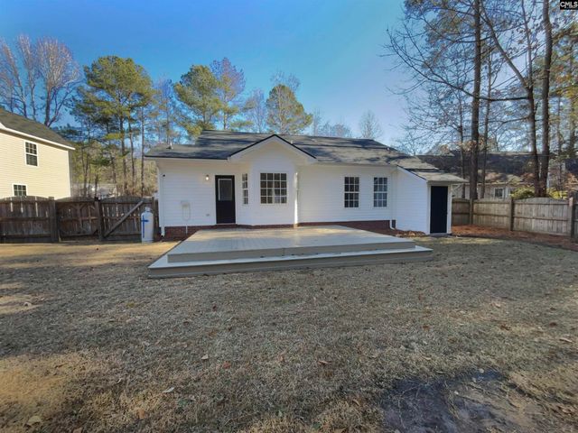 87 Elmwood Boulevard S, Elgin, SC 29045