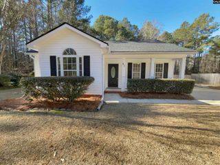 87 Elmwood Boulevard S, Elgin, SC 29045