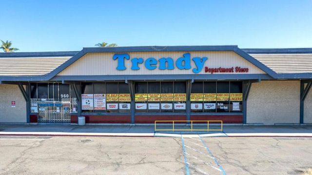 960 S Santa Fe Ave, Vista, CA 92084