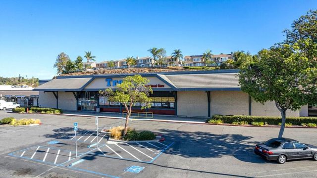 960 S Santa Fe Ave, Vista, CA 92084