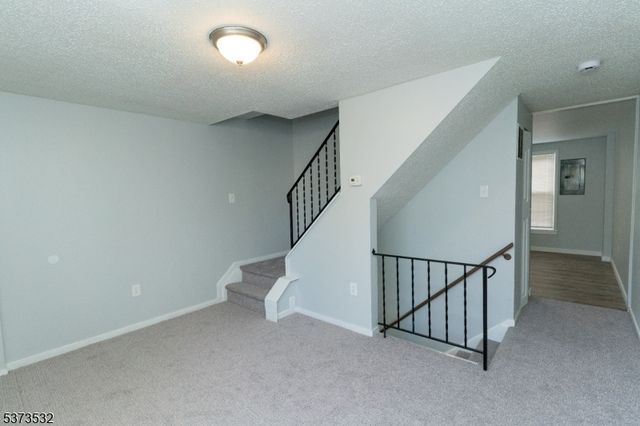 30 Kearny St, Newark City, NJ 07104