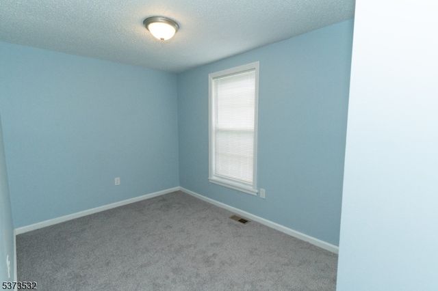 30 Kearny St, Newark City, NJ 07104