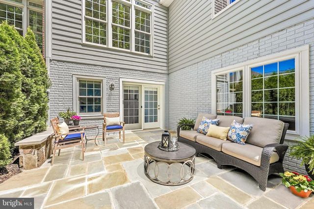 12804 ROSE GROVE DR, Oak Hill, VA 20171