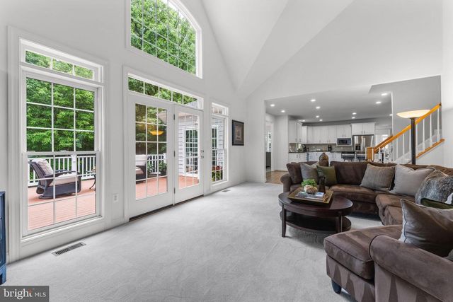 12804 ROSE GROVE DR, Oak Hill, VA 20171