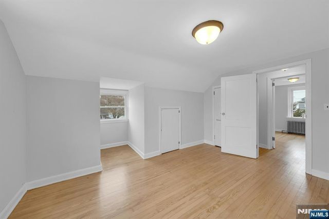 32 7th Avenue, Manville, NJ 08835