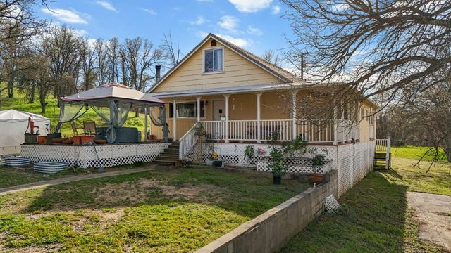 16990 Benson Road, Cottonwood, CA 96022