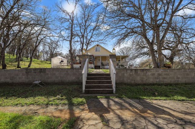 16990 Benson Road, Cottonwood, CA 96022