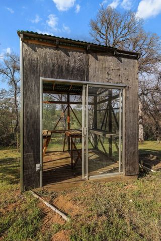 16990 Benson Road, Cottonwood, CA 96022