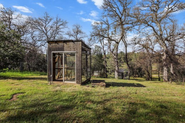 16990 Benson Road, Cottonwood, CA 96022