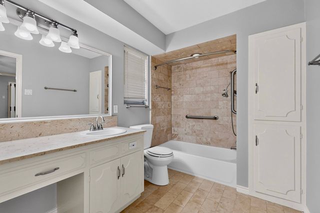 3517 Northwest Parkway, University Park, TX 75225