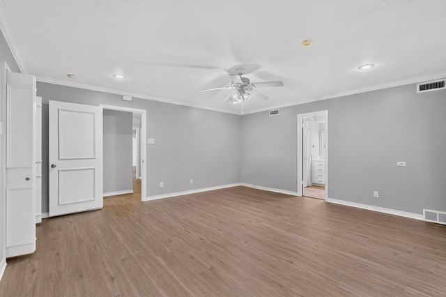 3517 Northwest Parkway, University Park, TX 75225