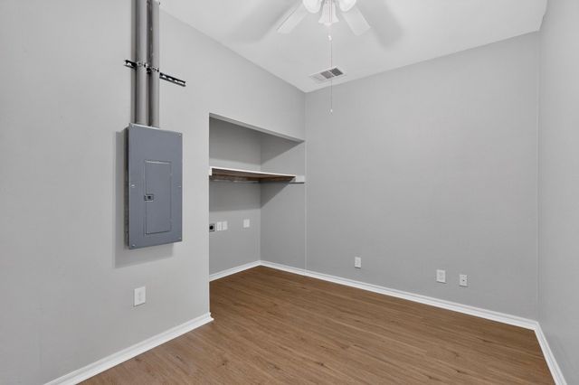 3517 Northwest Parkway, University Park, TX 75225