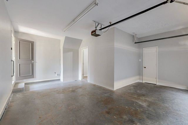 3517 Northwest Parkway, University Park, TX 75225
