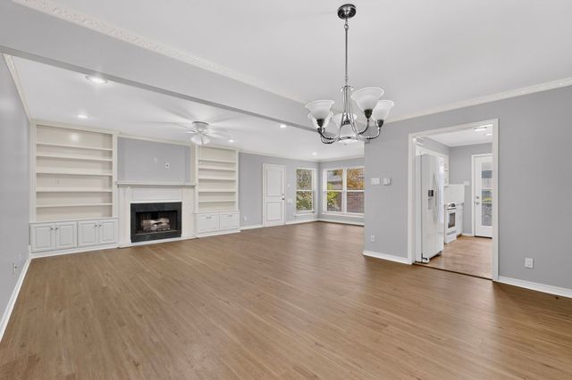 3517 Northwest Parkway, University Park, TX 75225
