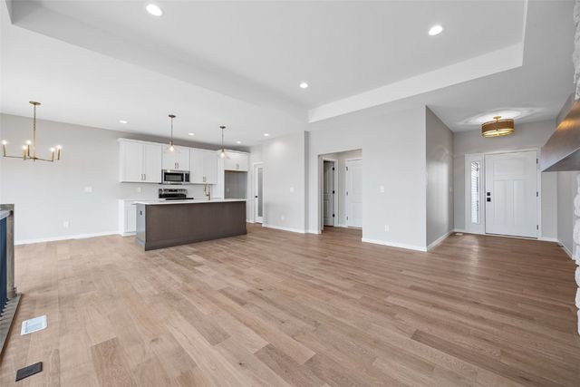 6916 Rock Wood Drive SW, Cedar Rapids, IA 52404