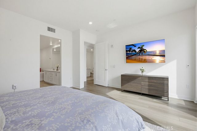 1604 Rivington, Irvine, CA 92612