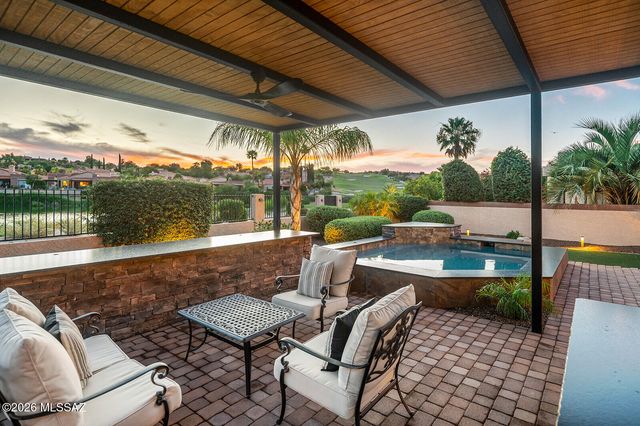 8589 N Arnold Palmer Drive, Tucson, AZ 85742