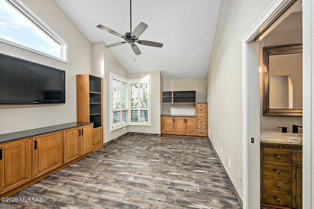 8589 N Arnold Palmer Drive, Tucson, AZ 85742