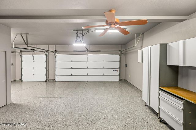 8589 N Arnold Palmer Drive, Tucson, AZ 85742