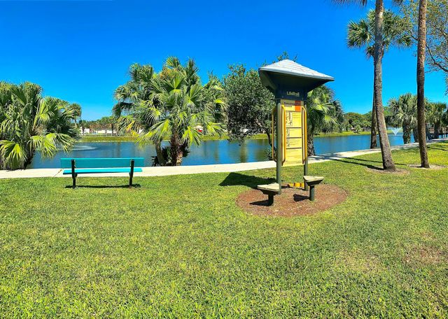 705 Lori Drive 204, Palm Springs, FL 33461