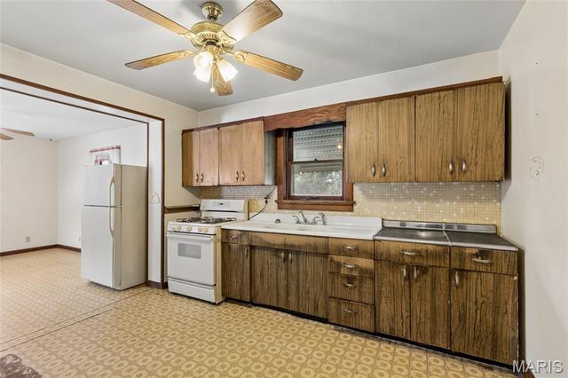 2096 Lonedell Road, Arnold, MO 63010