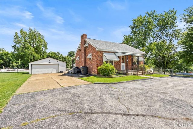 2096 Lonedell Road, Arnold, MO 63010