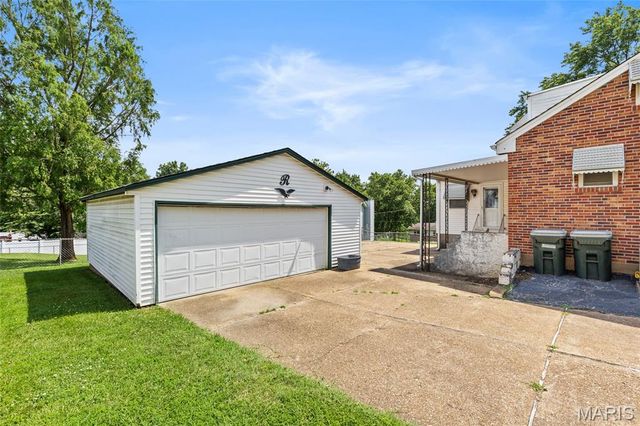 2096 Lonedell Road, Arnold, MO 63010