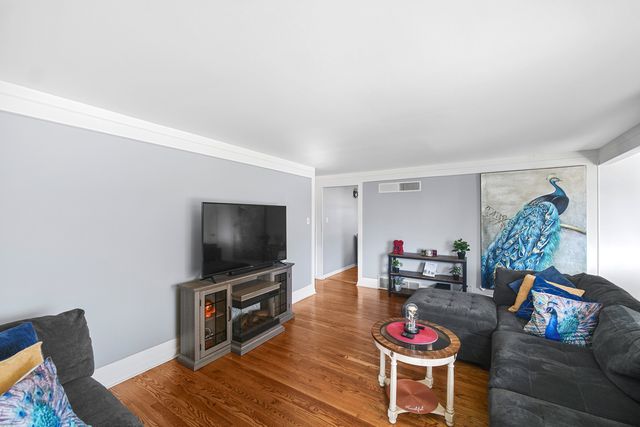 16050 Ellis Avenue, South Holland, IL 60473