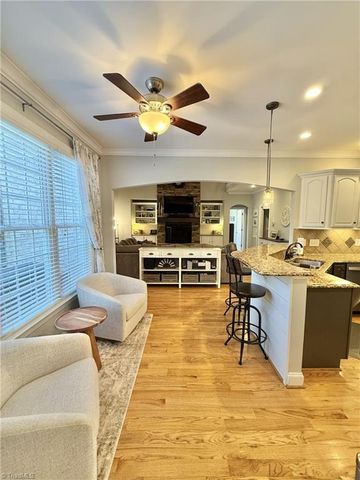 116 Kiawah Island Drive, Winston-salem, NC 27107