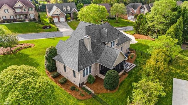 116 Kiawah Island Drive, Winston-salem, NC 27107